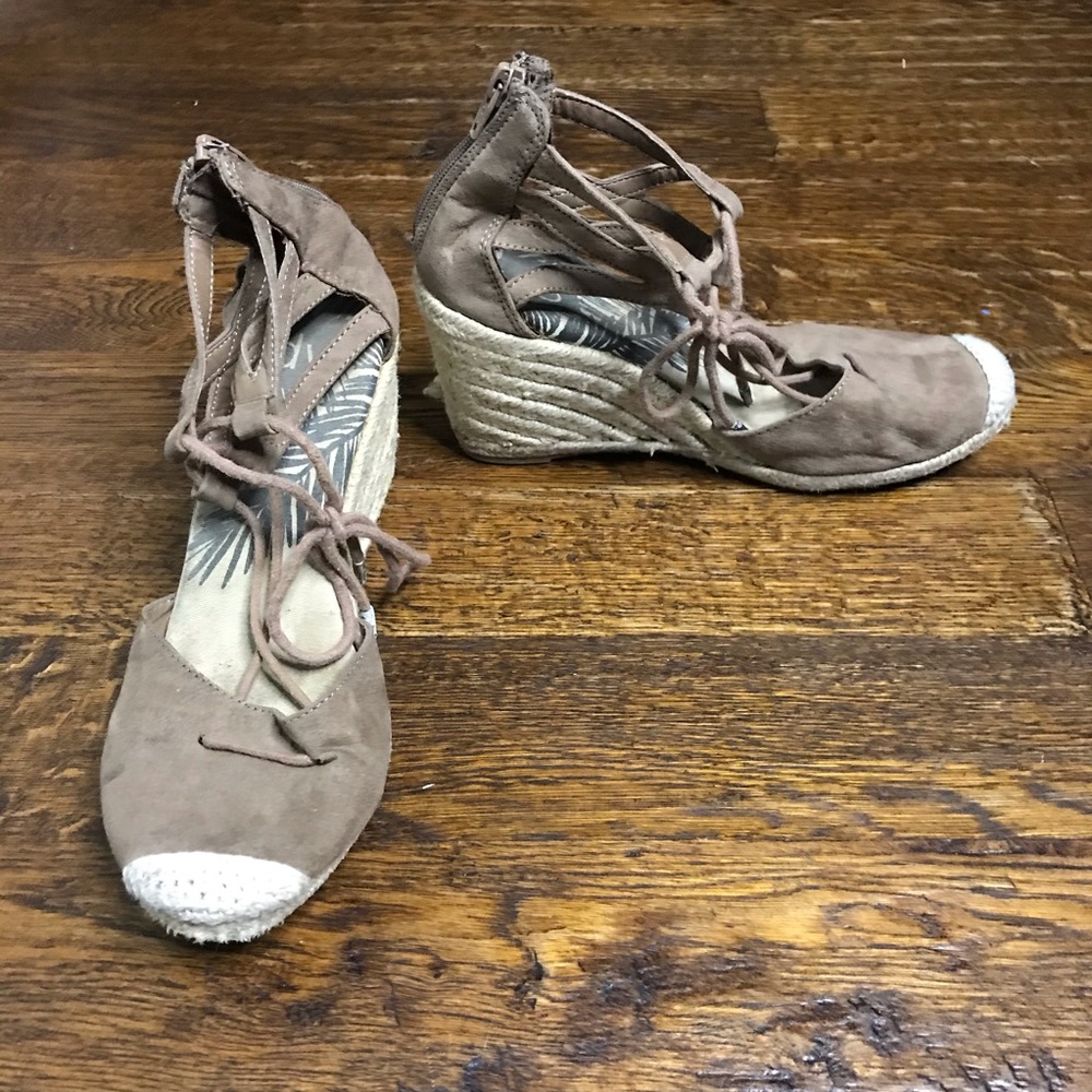 5/$15 DV by Dolce Vita Wedges